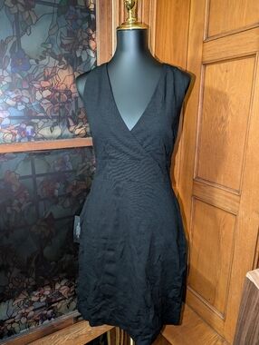 Ann Taylor Black Sleeveless V-Neck Wrap Dress